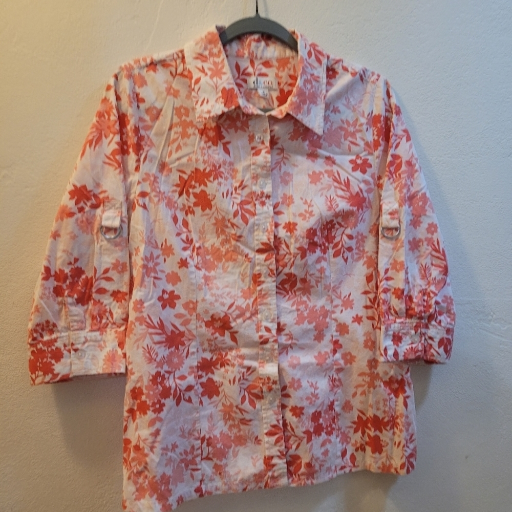 Denim Co Floral sz M Button-up Blouse